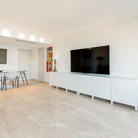 Elegant 120m² En Front De A