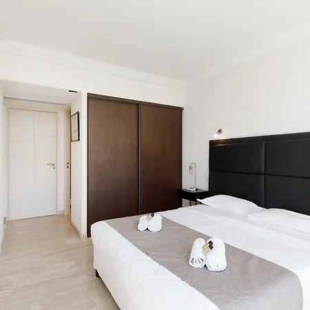 Elegant 120m² En Front De A Appartement
