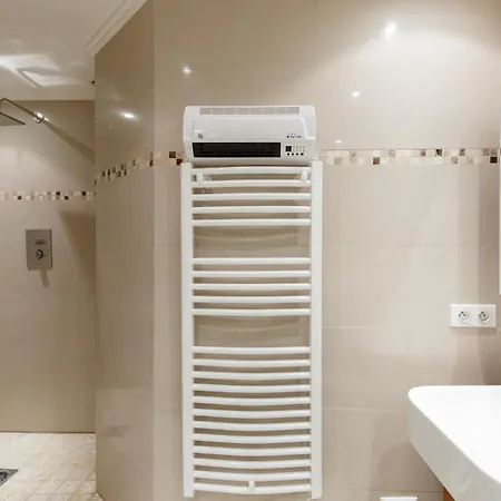 Elegant 120m² En Front De A 칸느