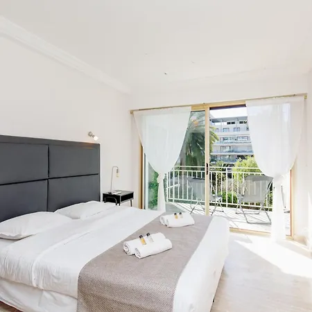 Elegant 120m² En Front De A Apartament