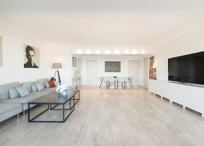 Daire Elegant 120m² En Front De A