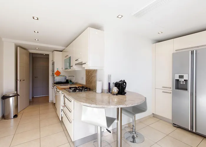 Elegant 120m² En Front De A Daire